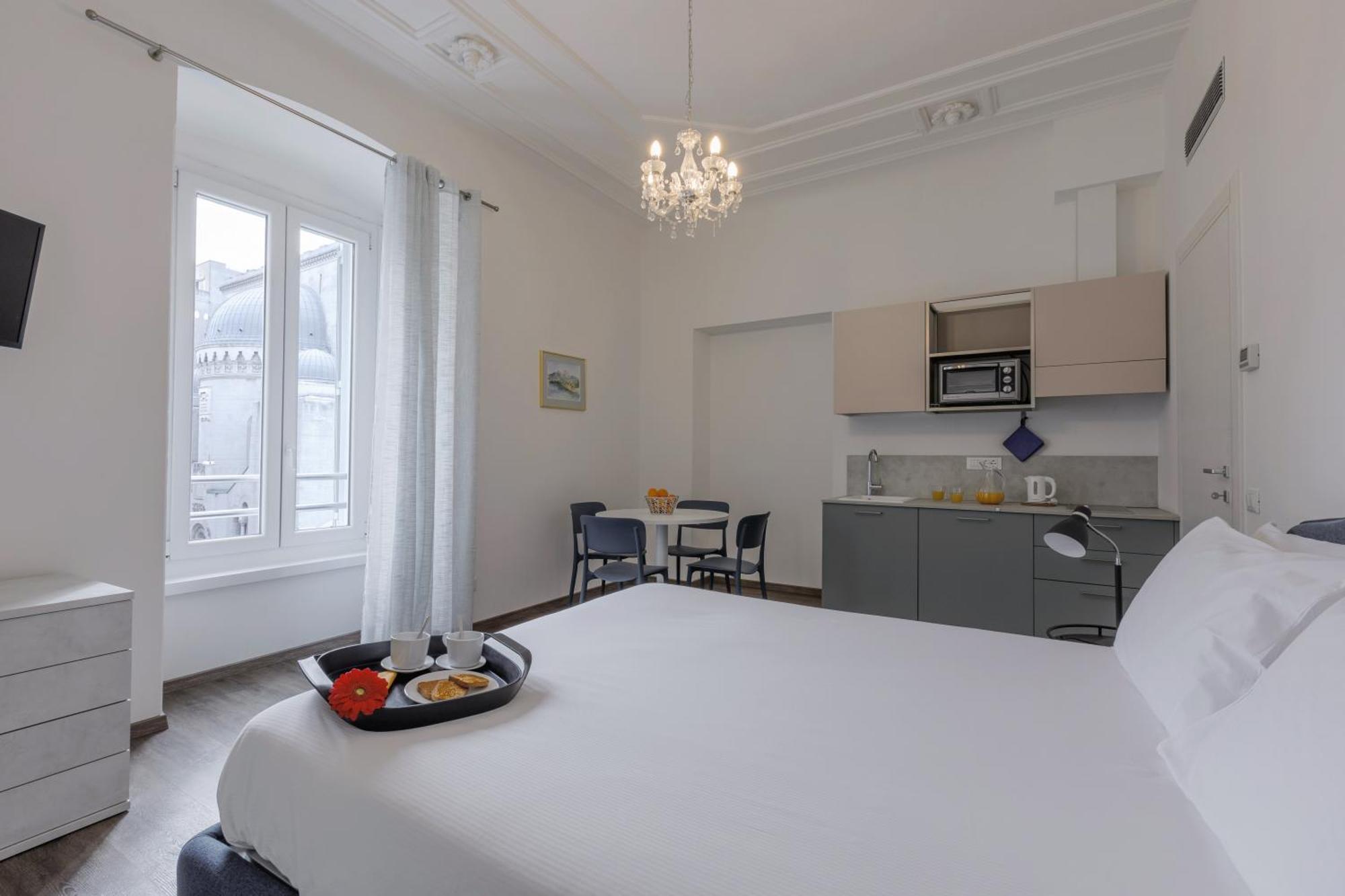 Residence Piazza Giotti 8 Trieste Ngoại thất bức ảnh
