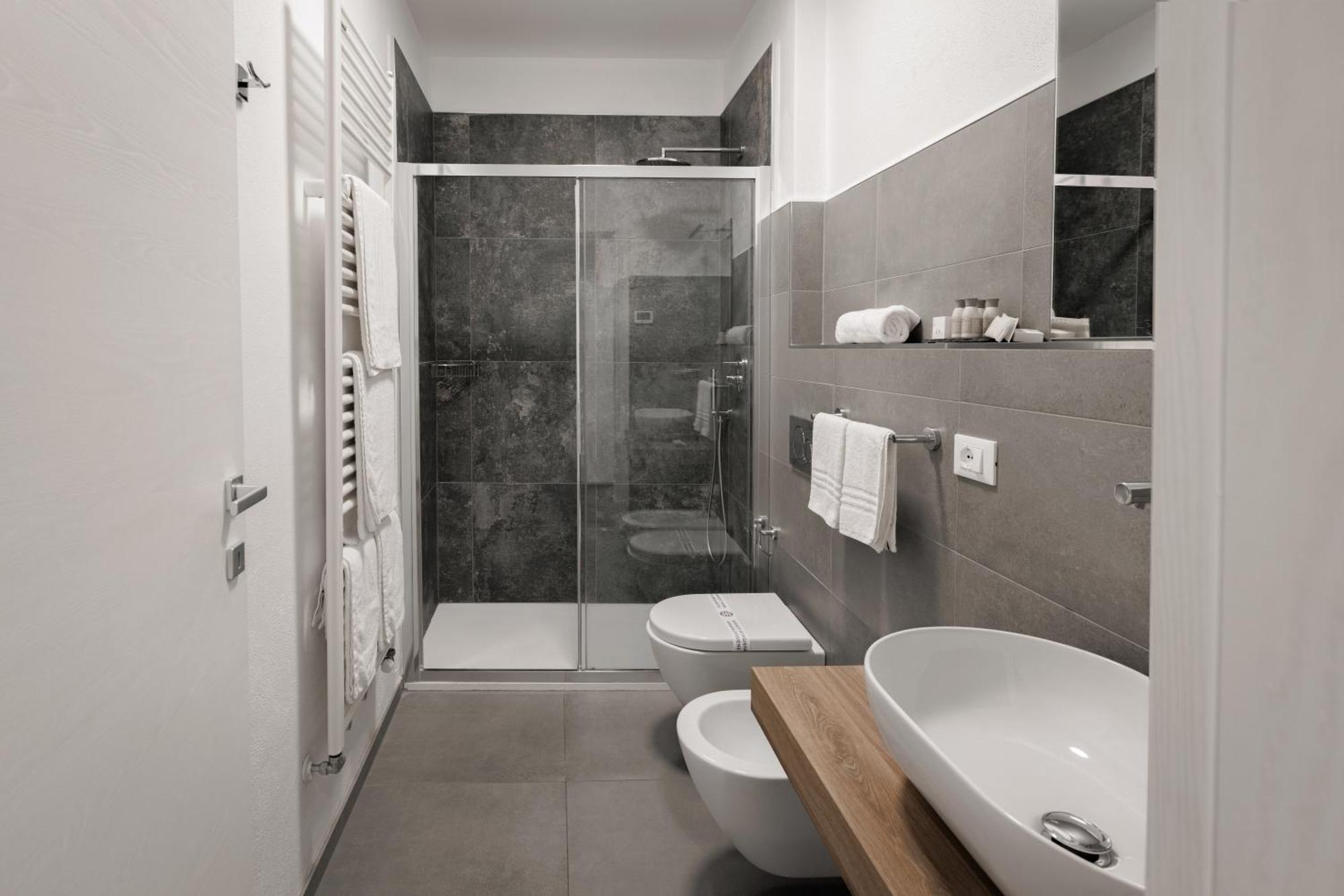 Residence Piazza Giotti 8 Trieste Ngoại thất bức ảnh